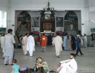 LAHORe_railway_station_indoor_clock